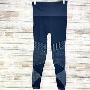 SPANX look at me now leggings size Medium